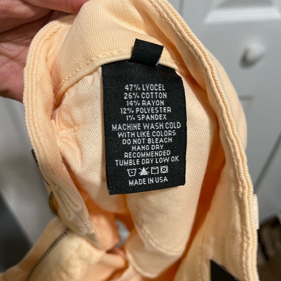 Seventwo Denim - Picture 4 of 7